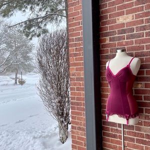 Victoria’s Secret Burgundy Pink Chemise Garter Belt Small Lingerie Pinup Retro